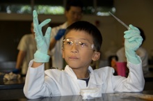 Boy at CTAHR Gene-ius Day